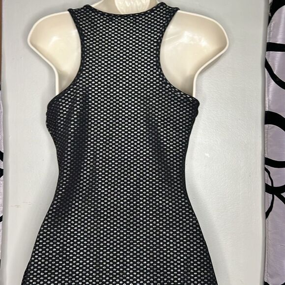Material Girl fitted racer back gold sparkle dress size medium - Picture 10 of 11